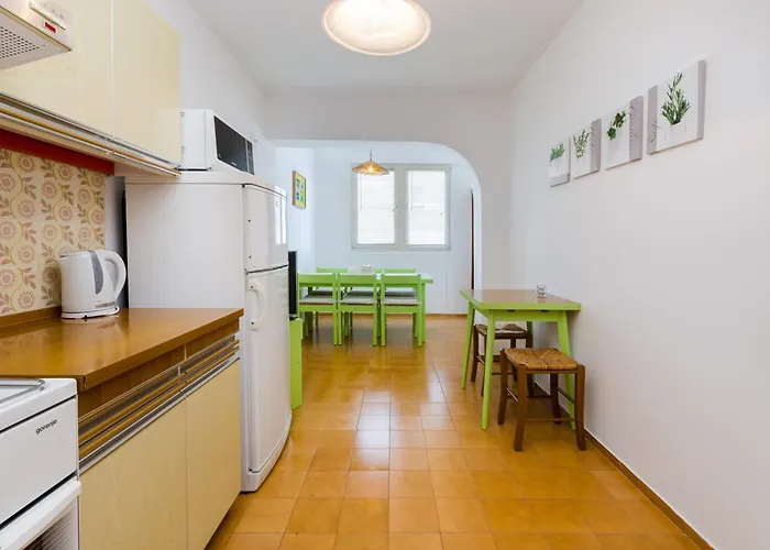 Stefancic Apartment *