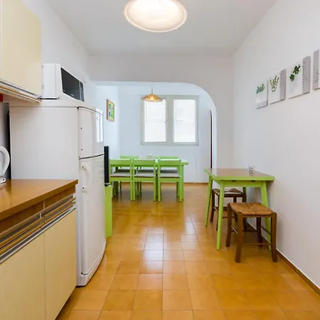 Stefancic Apartment *